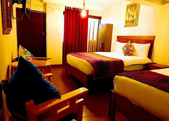 alojamientos cusco Hotel *